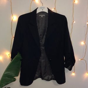 Cropped Blazer